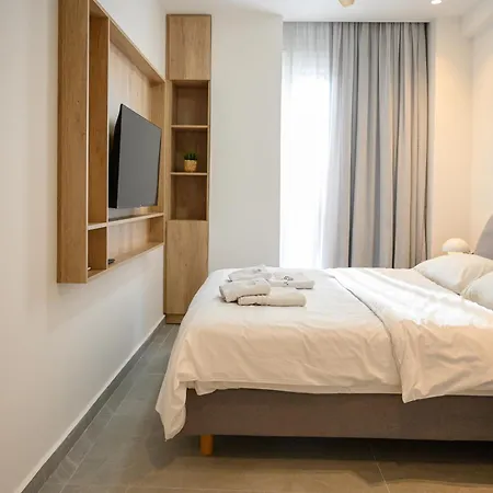 Apartament Q Luxury Mandarin Garden Perea Peraía