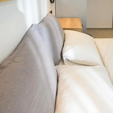 Apartament Q Luxury Mandarin Garden Perea *