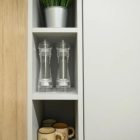 Apartament Q Luxury Mandarin Garden Perea Peraía